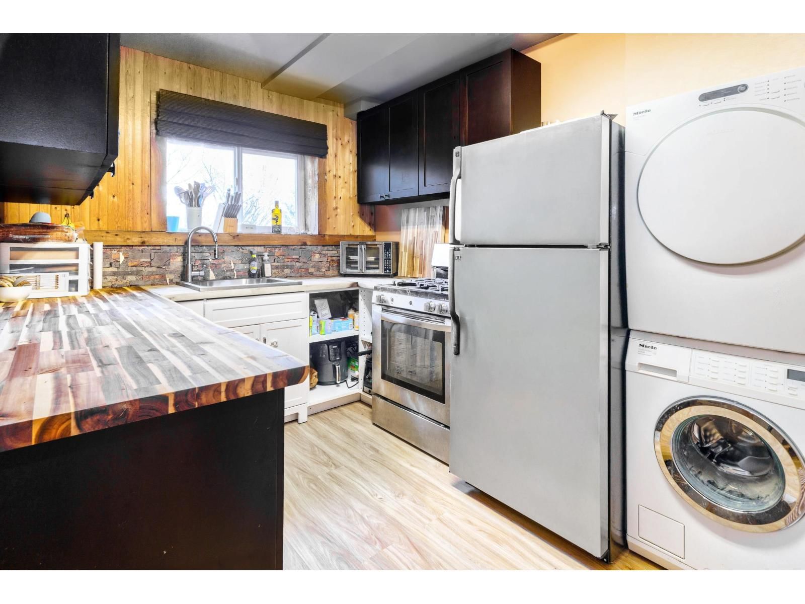 7655 WOODCOCK CRESCENT Image 22