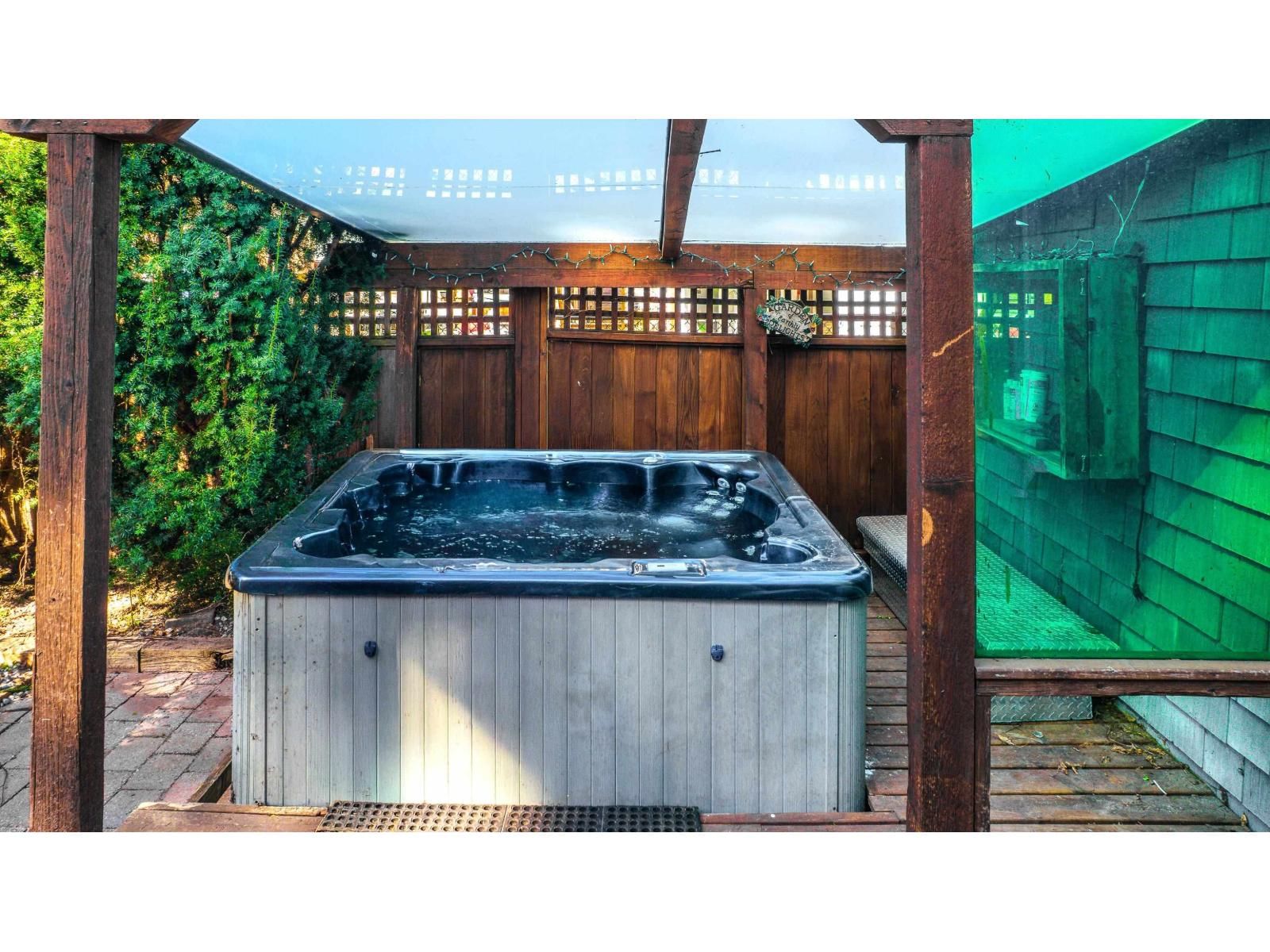 7655 WOODCOCK CRESCENT Image 26