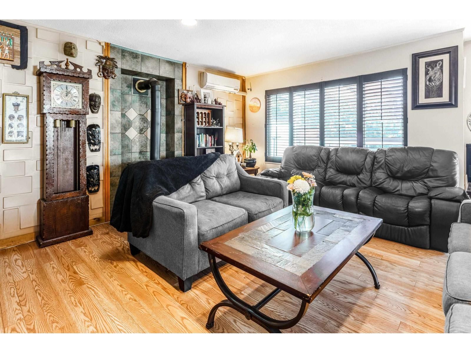 7655 WOODCOCK CRESCENT Image 3