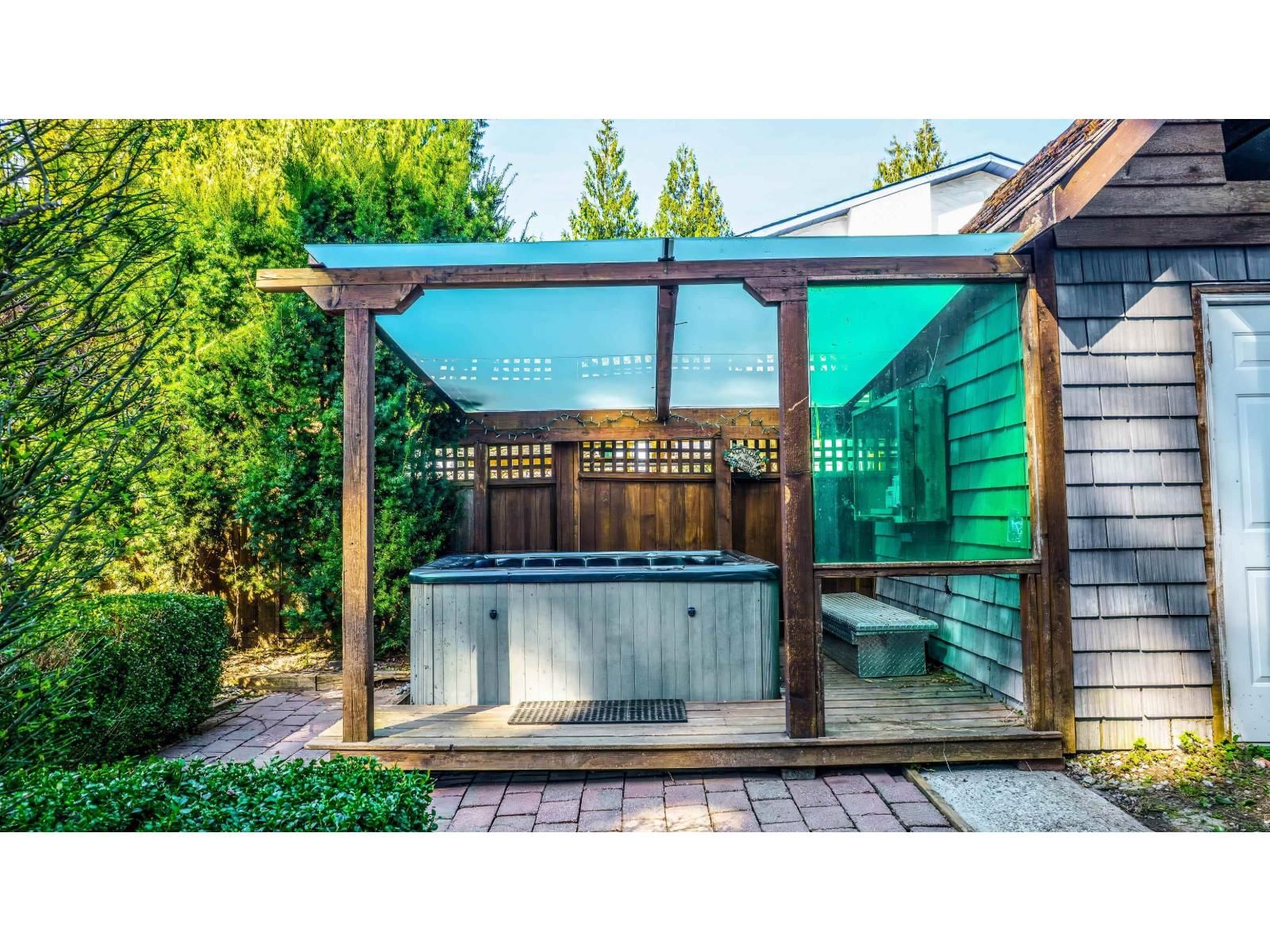 7655 WOODCOCK CRESCENT Image 30