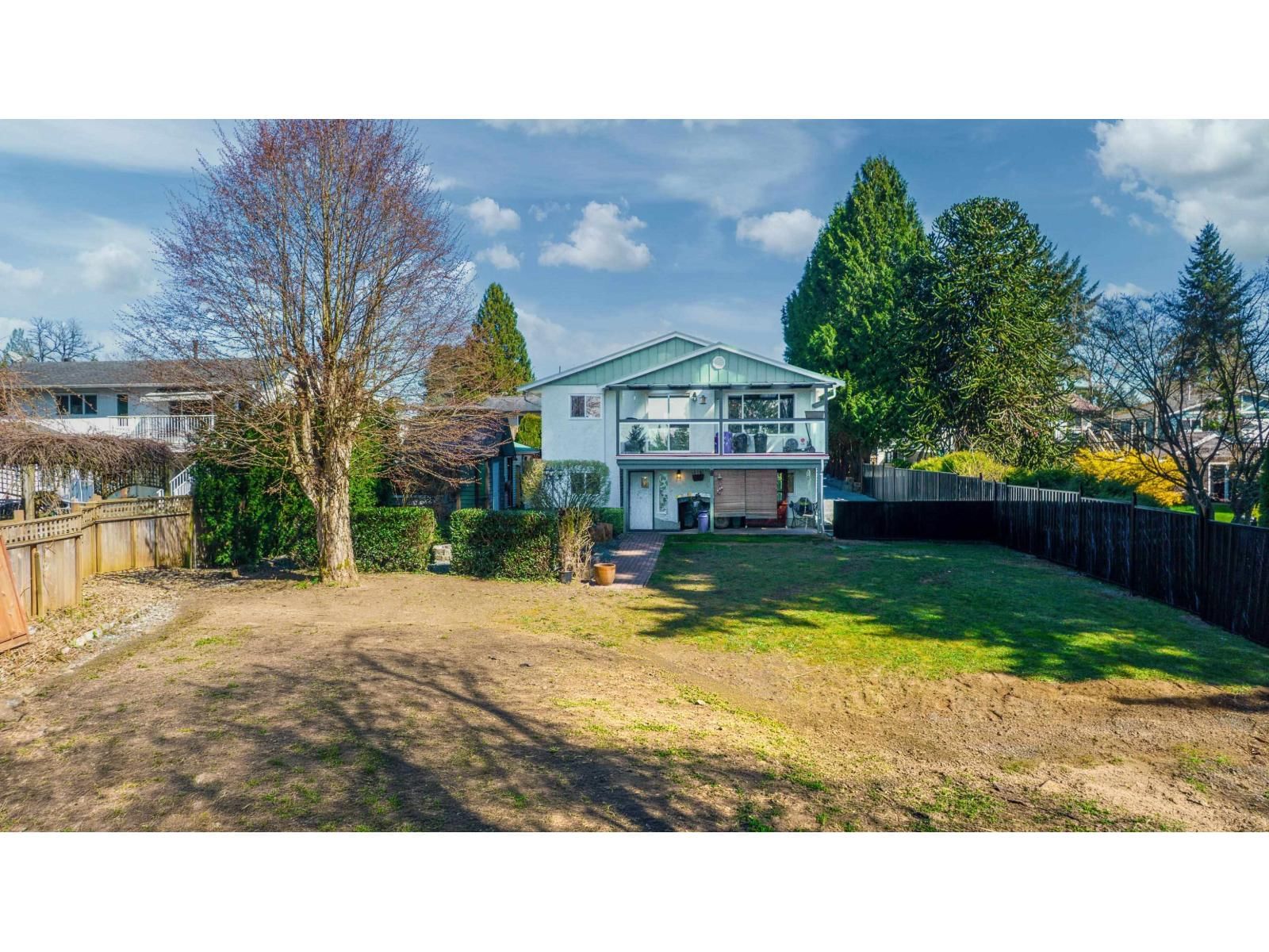 7655 WOODCOCK CRESCENT Image 32