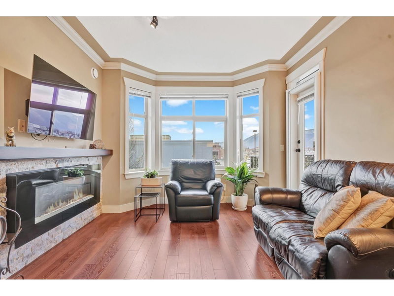 205 - 9060 BIRCH Street, Chilliwack, V2P4N4 | Image 2