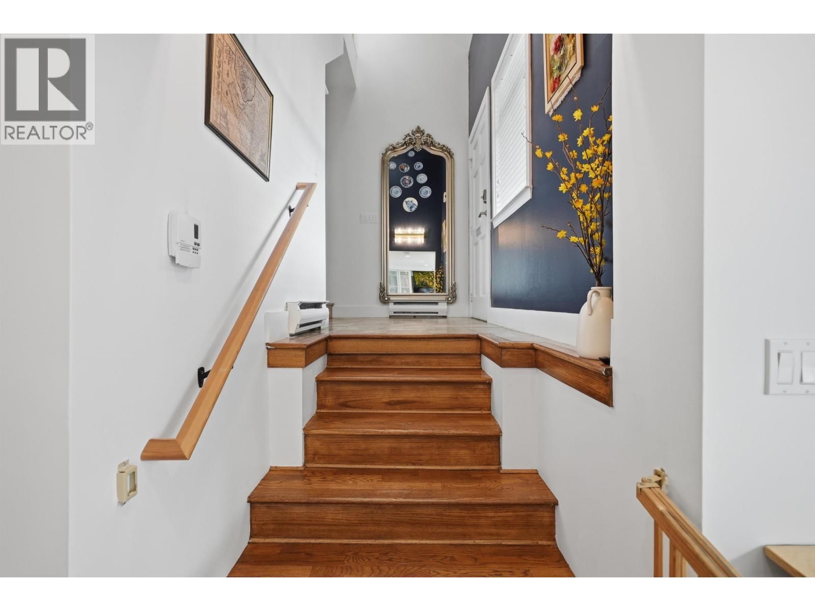 2015 CREELMAN AVENUE Image 23