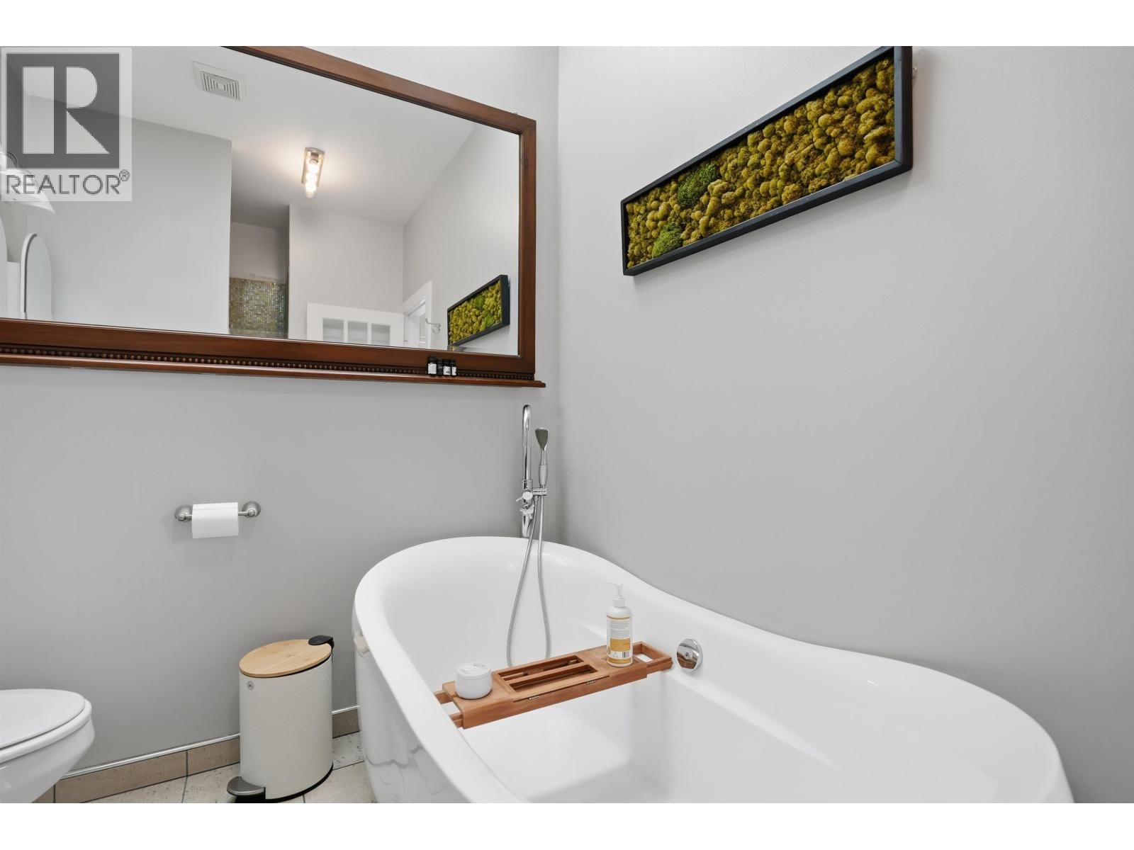 2015 CREELMAN AVENUE Image 29