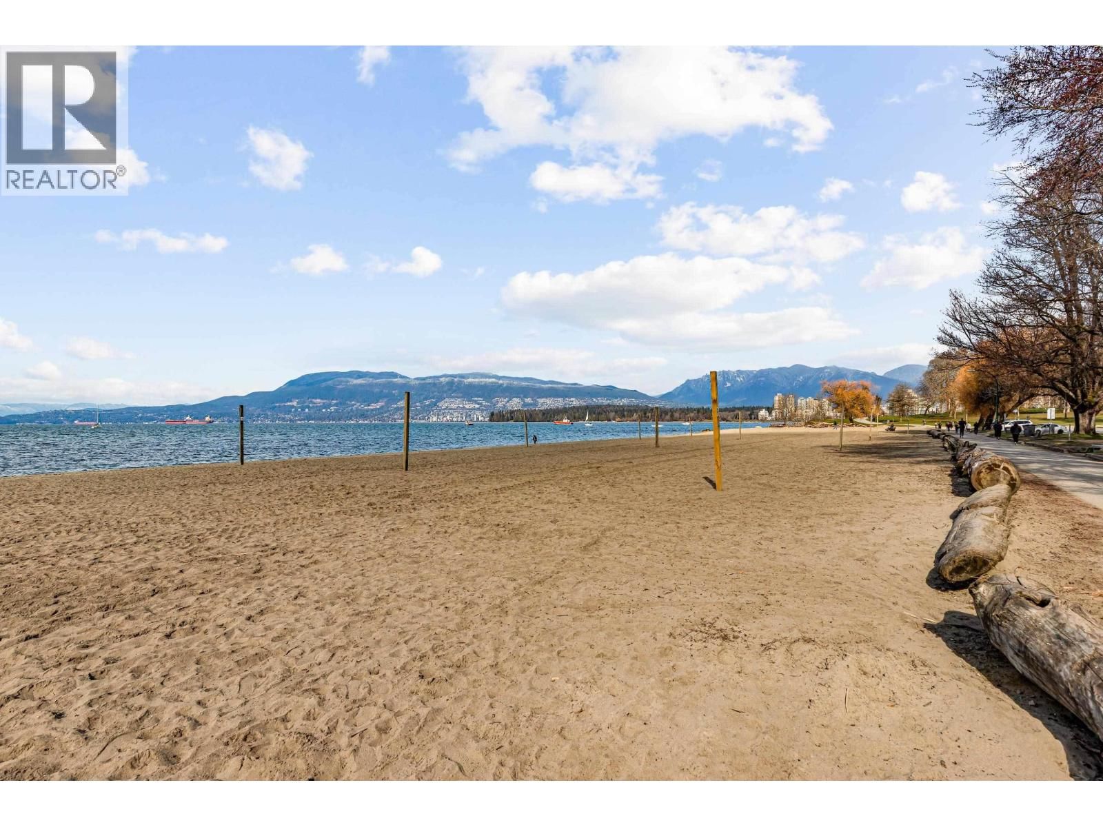 2015 CREELMAN AVENUE Image 36