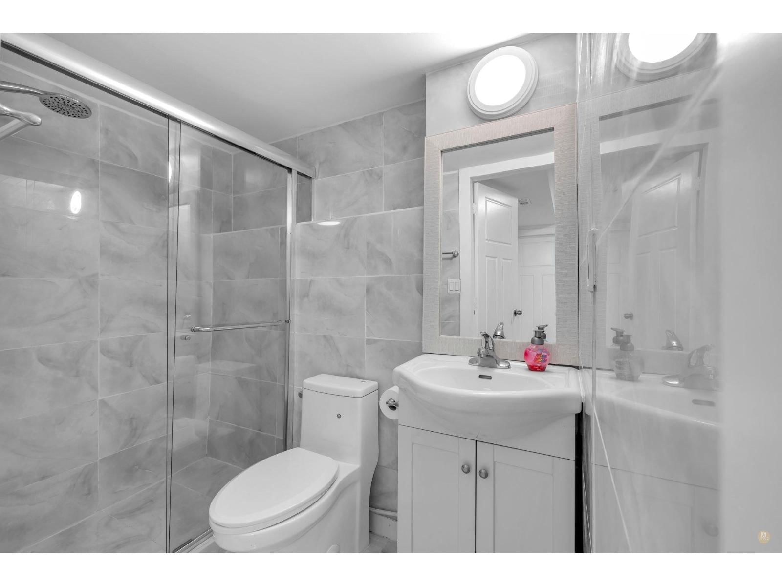 3 - 14877 58 AVENUE Image 31