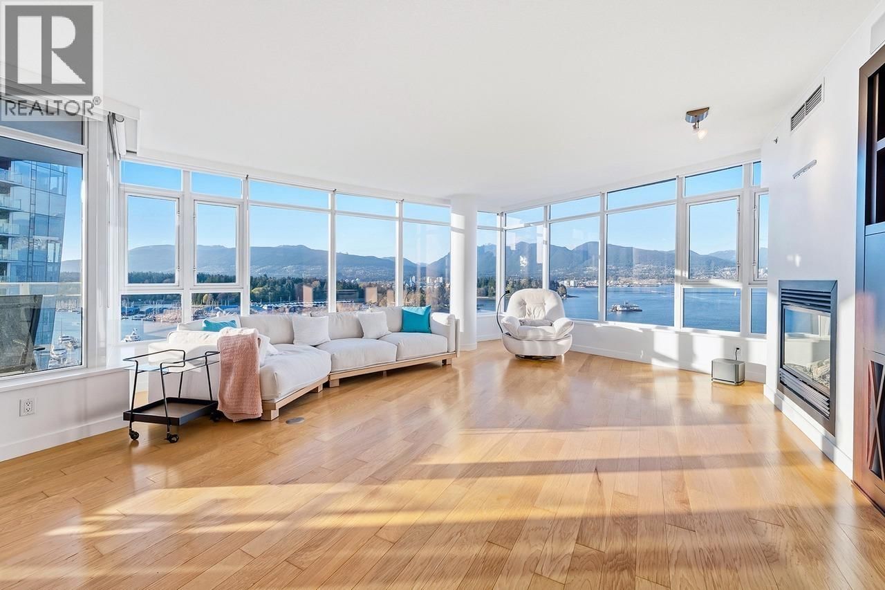 1233 CORDOVA Street, Vancouver, British Columbia V6C 3R1