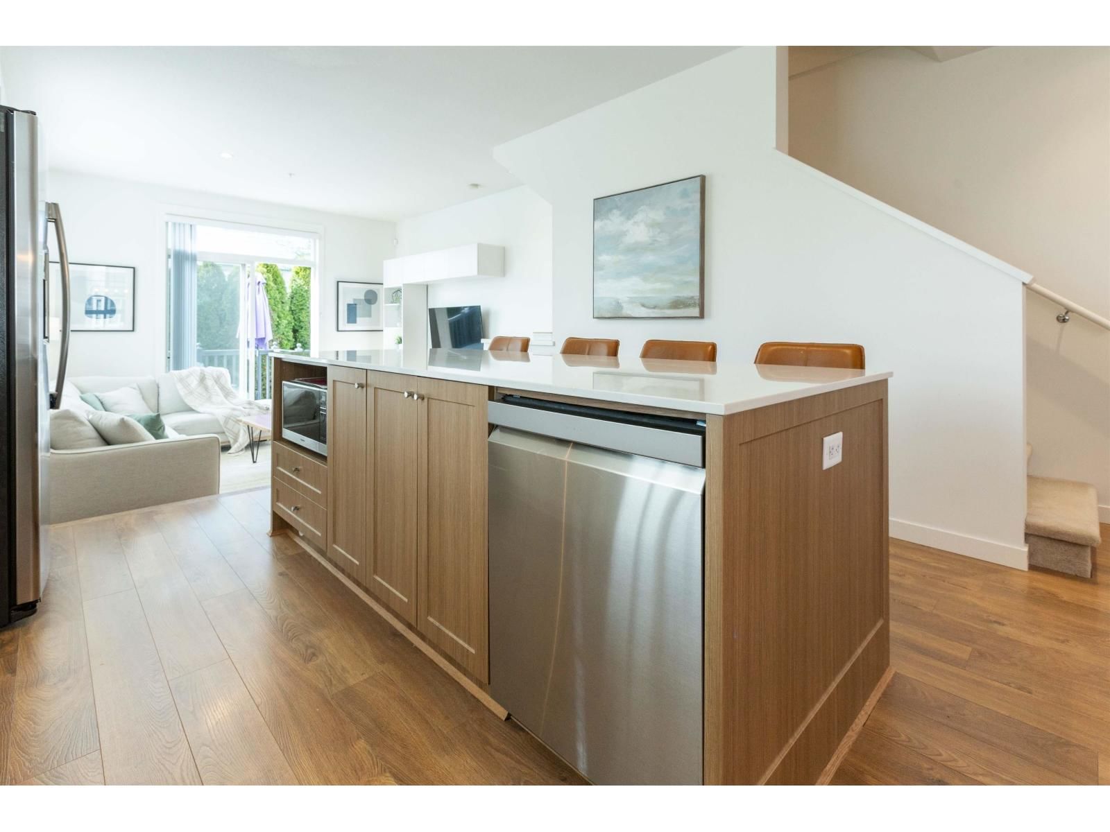 74 - 8476 207A STREET Image 13