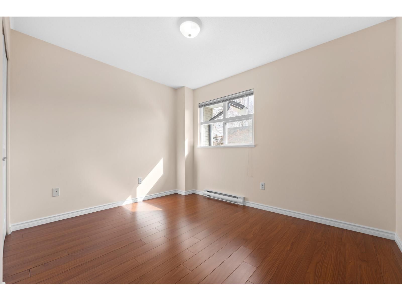 56 - 15968 82 AVENUE Image 32