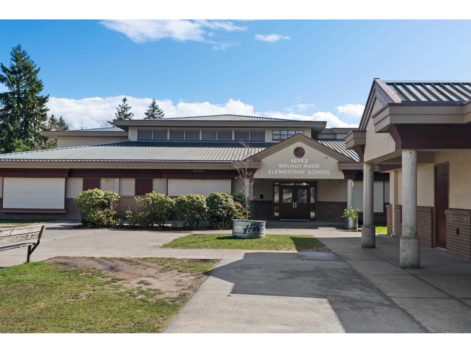 56 - 15968 82 AVENUE Image 36