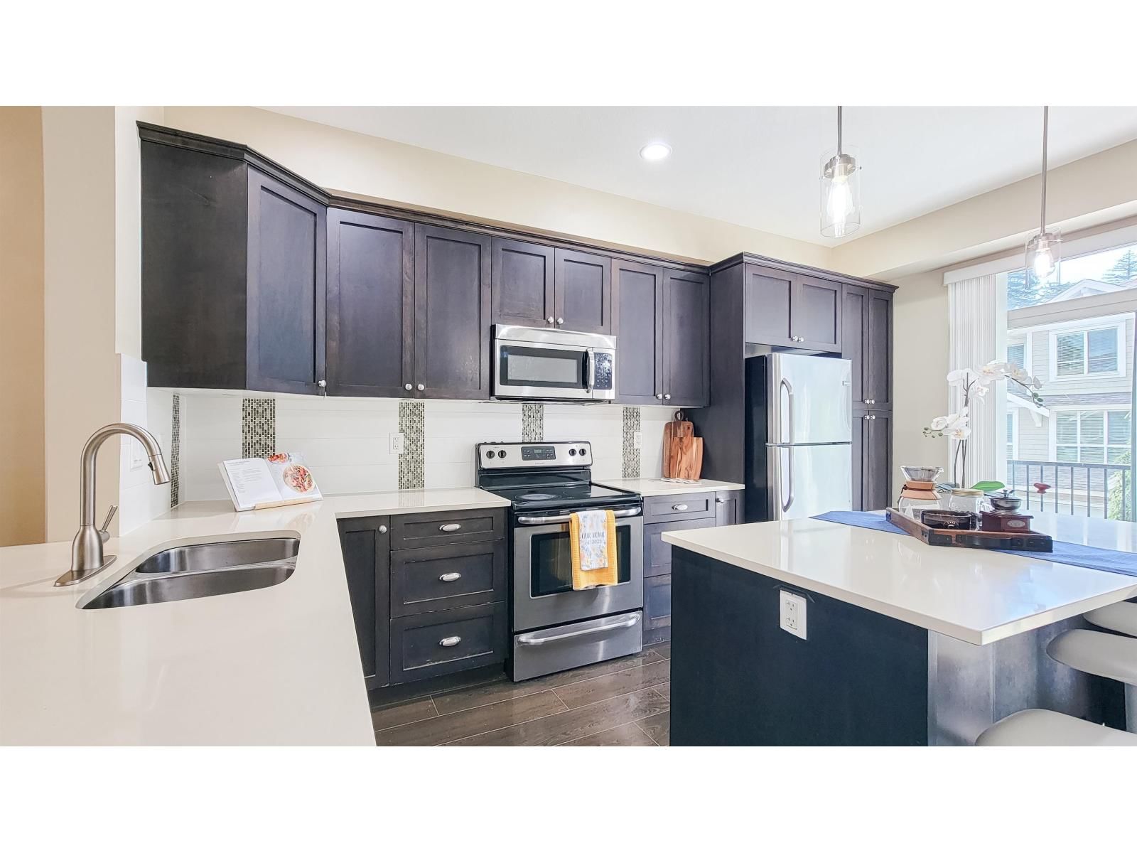 4 - 7059 210 STREET Image 17