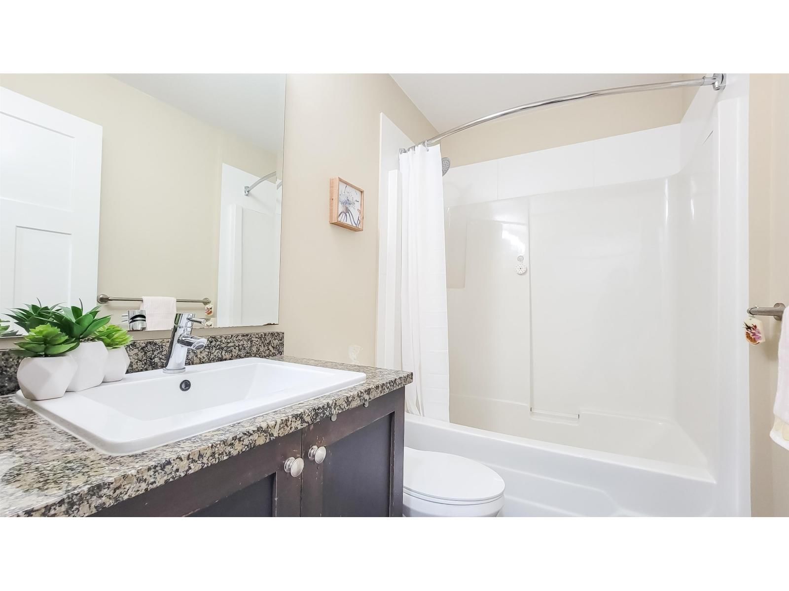 4 - 7059 210 STREET Image 30