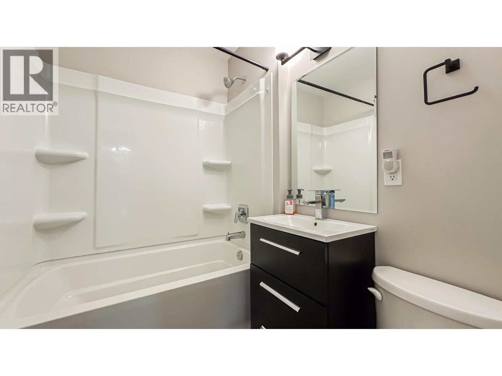 11185 272 STREET Image 25