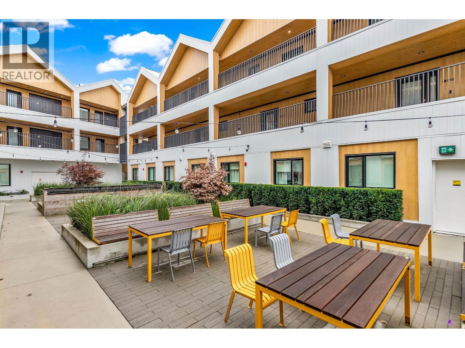 206 - 251 BOUNDARY BAY ROAD Image 19