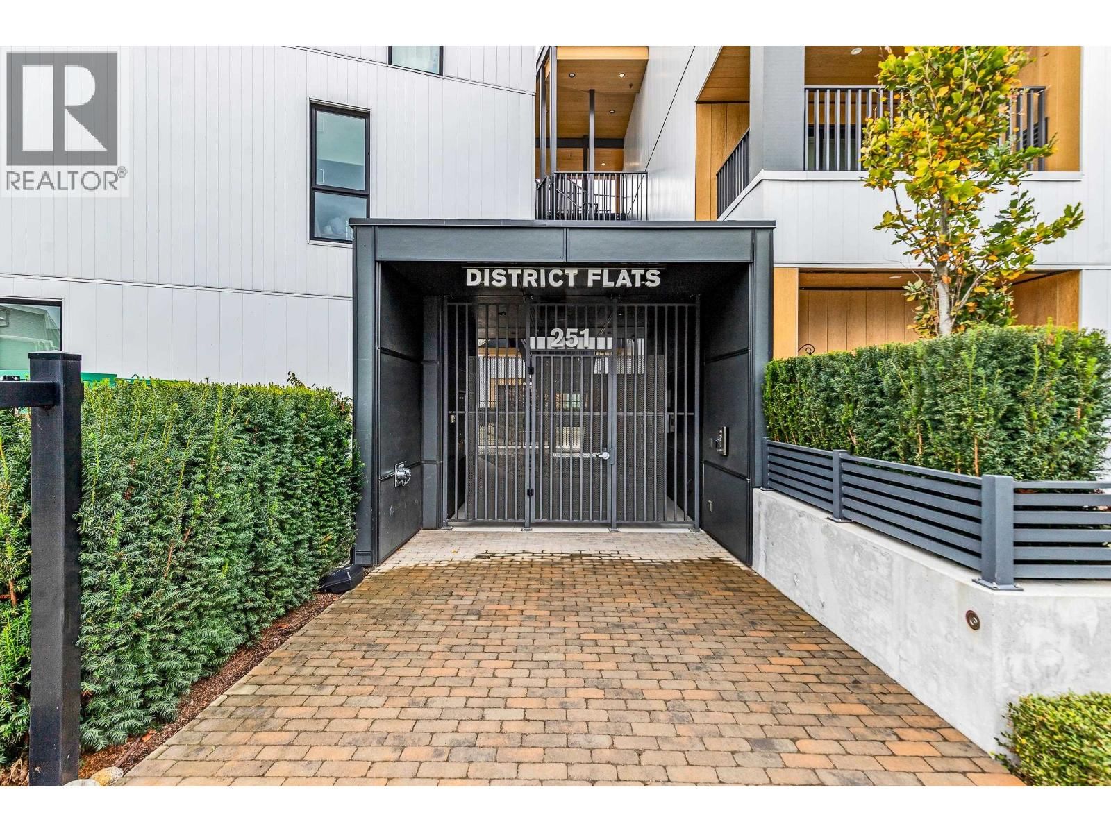 206 - 251 BOUNDARY BAY ROAD Image 3