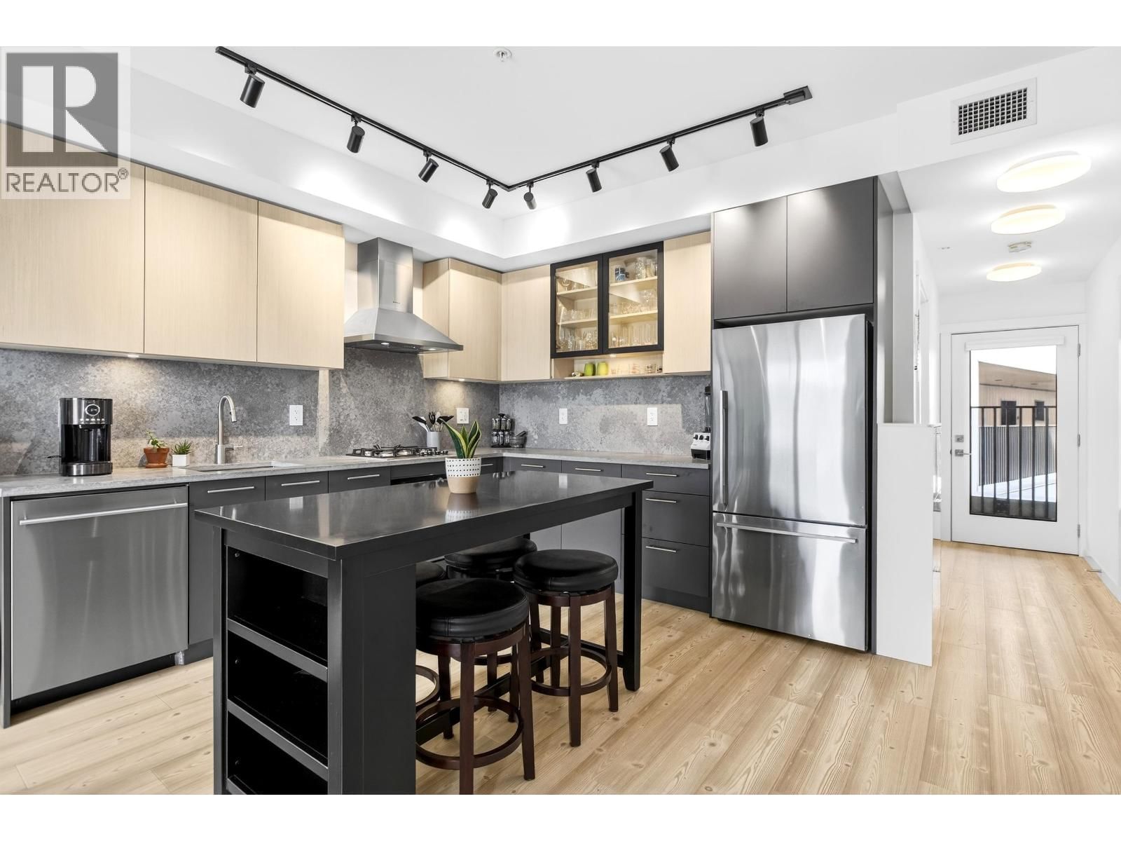 206 - 251 BOUNDARY BAY ROAD Image 6