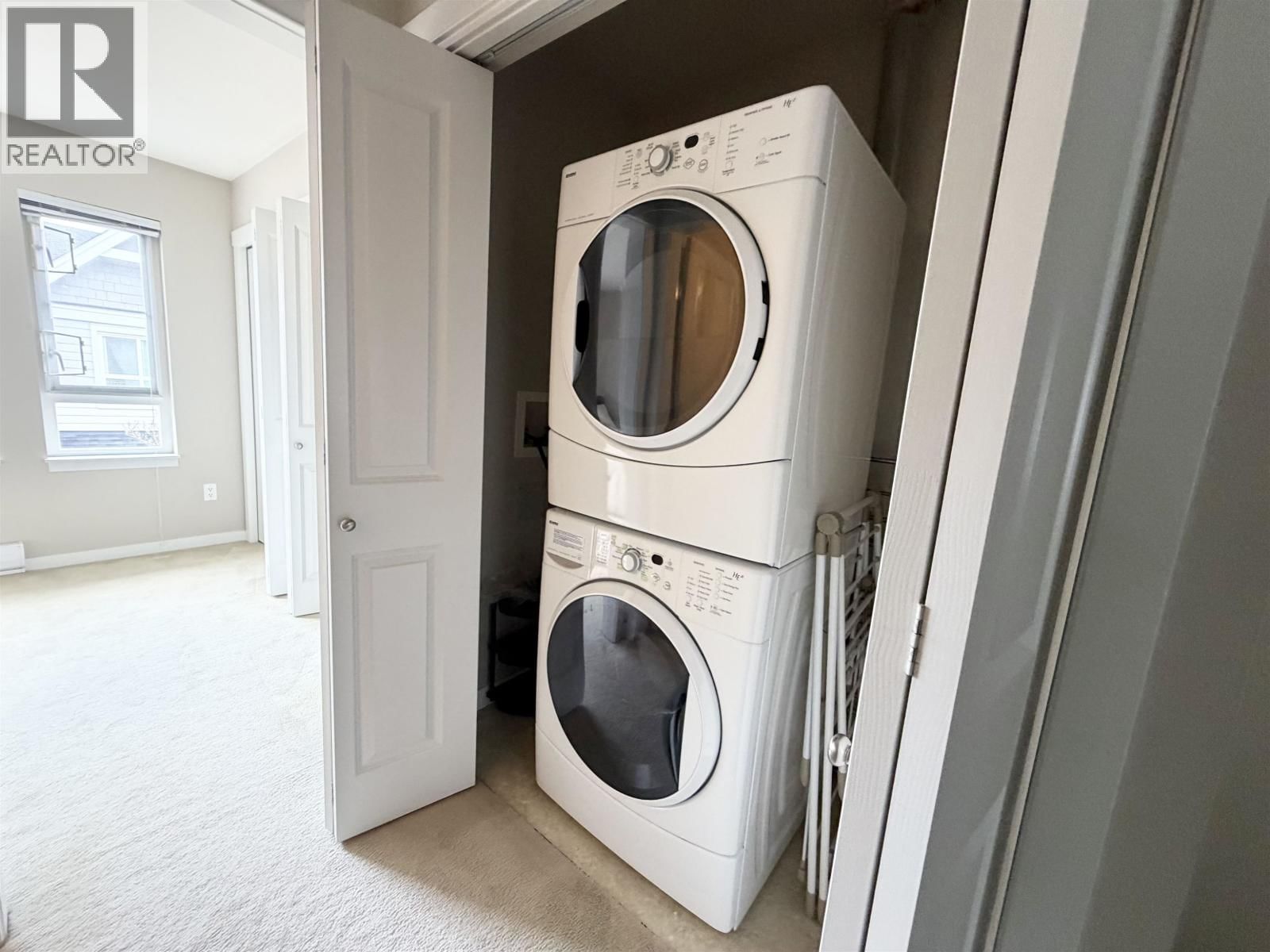 25 - 9551 FERNDALE ROAD Image 14