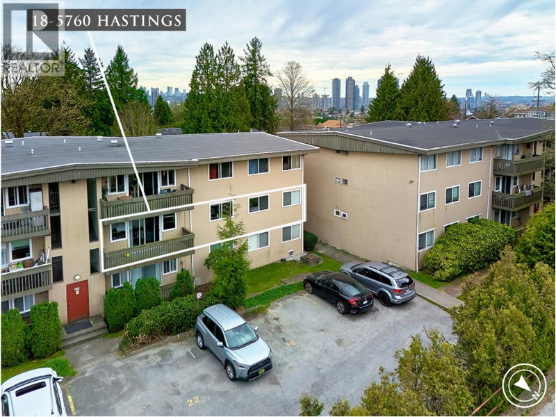 5760 HASTINGS Street Burnaby British Columbia, V5B 1R6 - 3 Bedrooms Condo For Sale