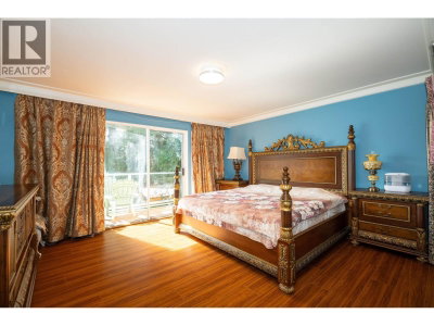 4515 STONEHAVEN Avenue | North Vancouver British Columbia | Slide Image Thirteen