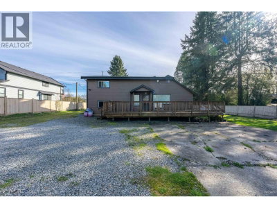 24483 DEWDNEY TRUNK Road | Maple Ridge British Columbia | Slide Image Eleven