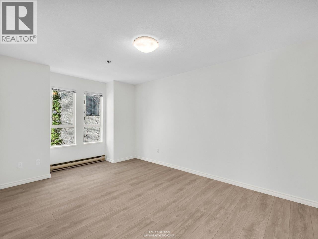 202 - 966 14TH AVENUE Image 18