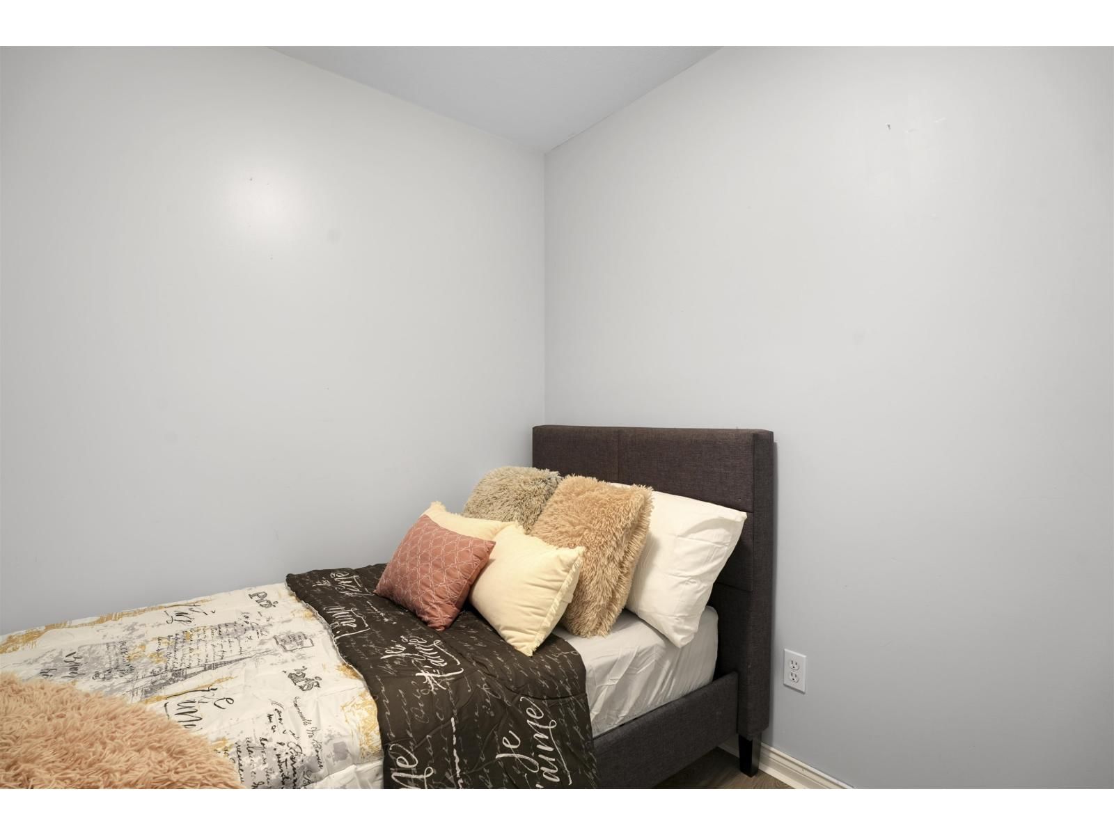 32 - 6533 121 STREET Image 15