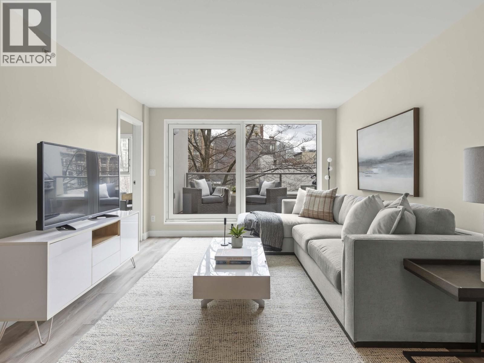 1323 HOMER STREET Image 10