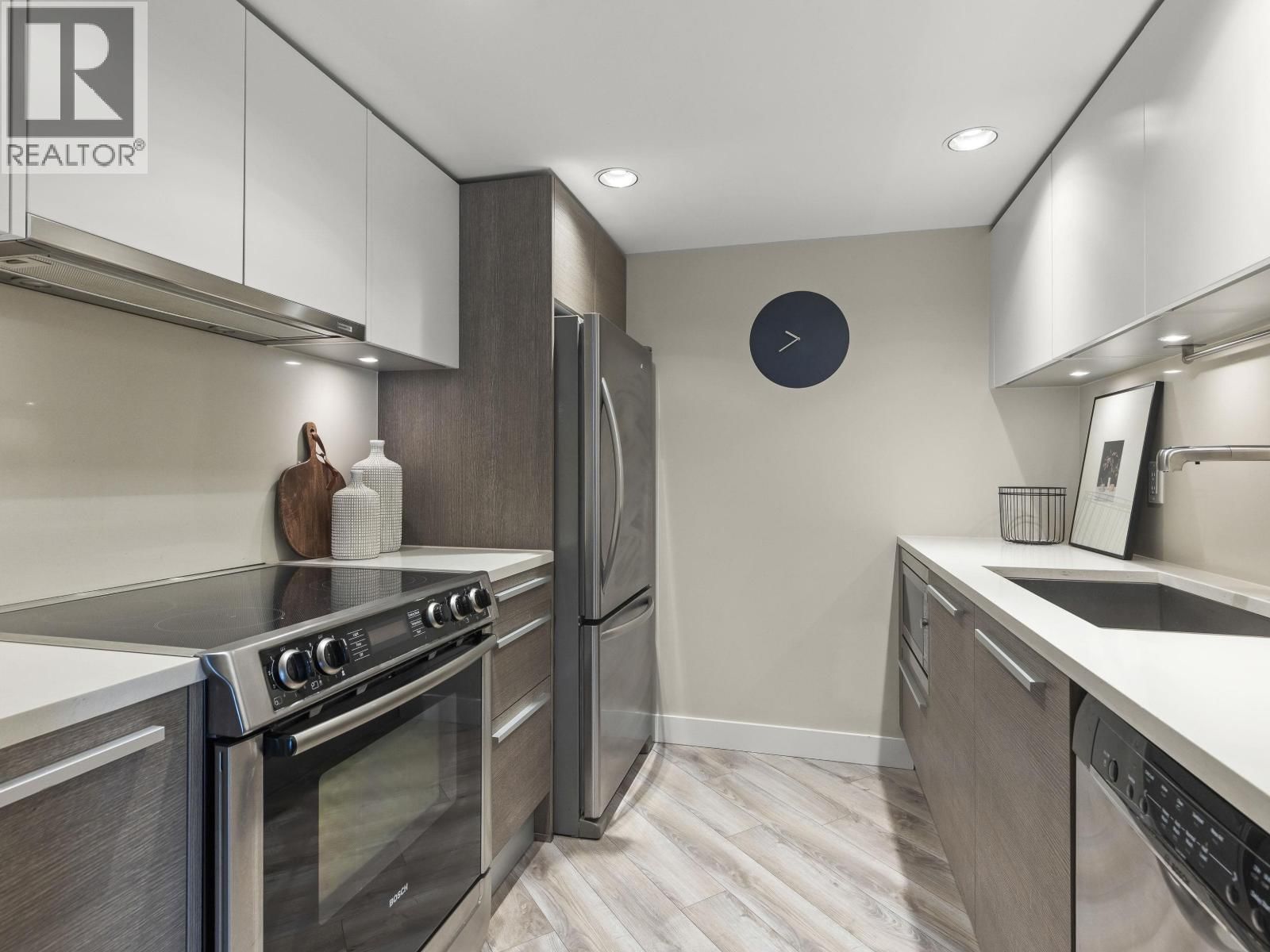 1323 HOMER STREET Image 13