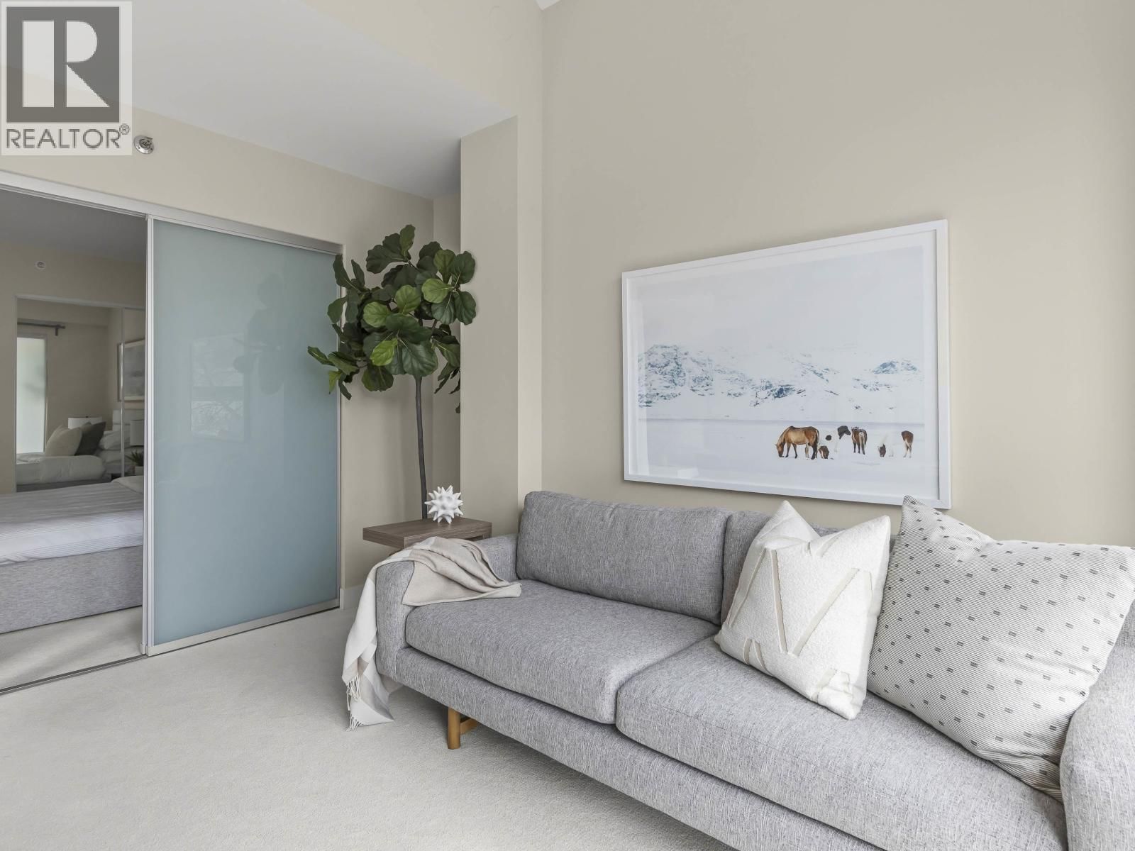 1323 HOMER STREET Image 21