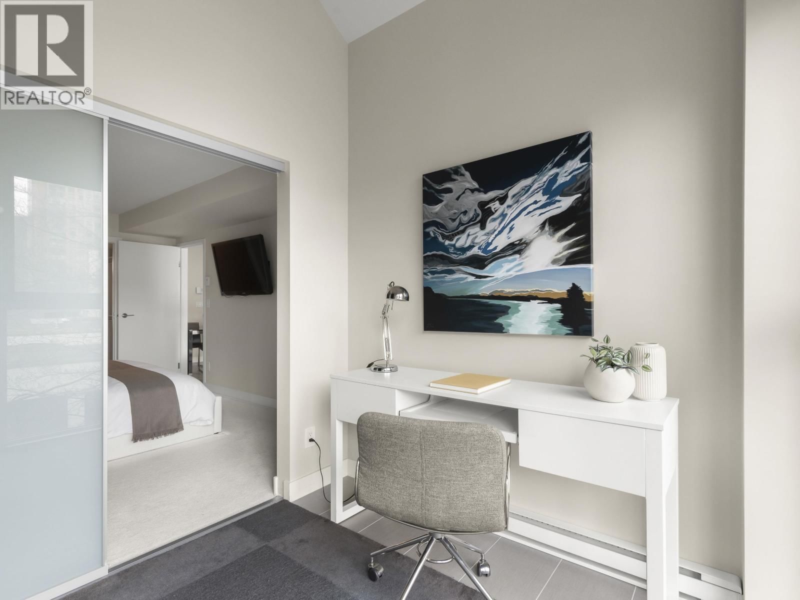 1323 HOMER STREET Image 22