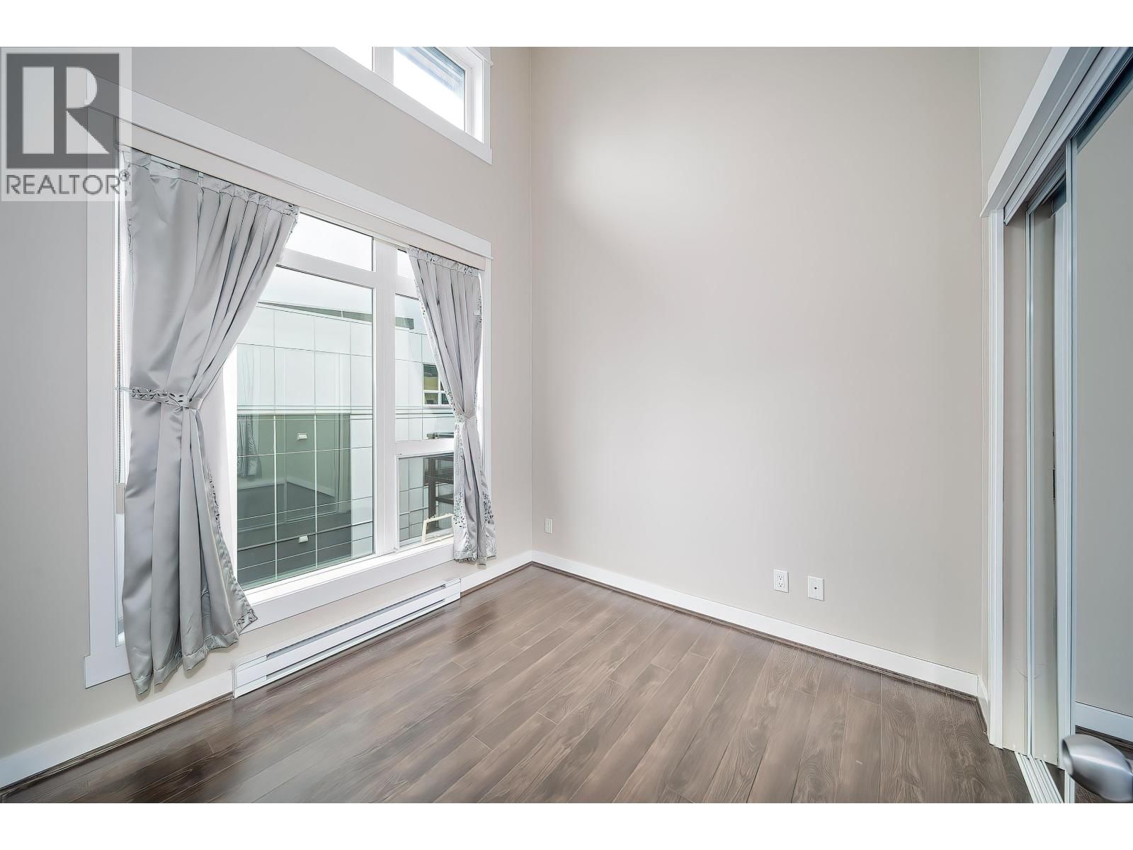 403 - 6888 ROYAL OAK AVENUE Image 11