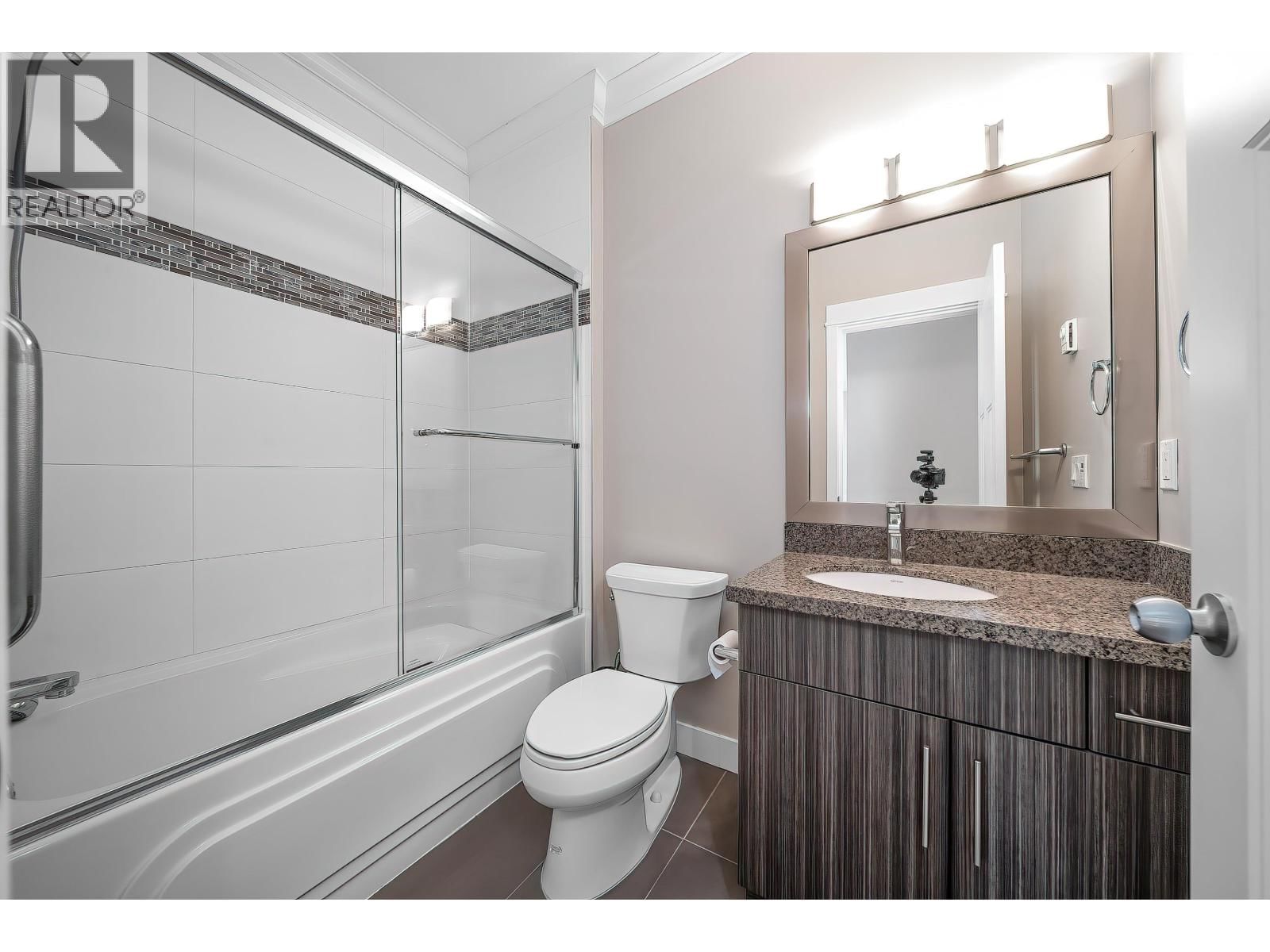 403 - 6888 ROYAL OAK AVENUE Image 15