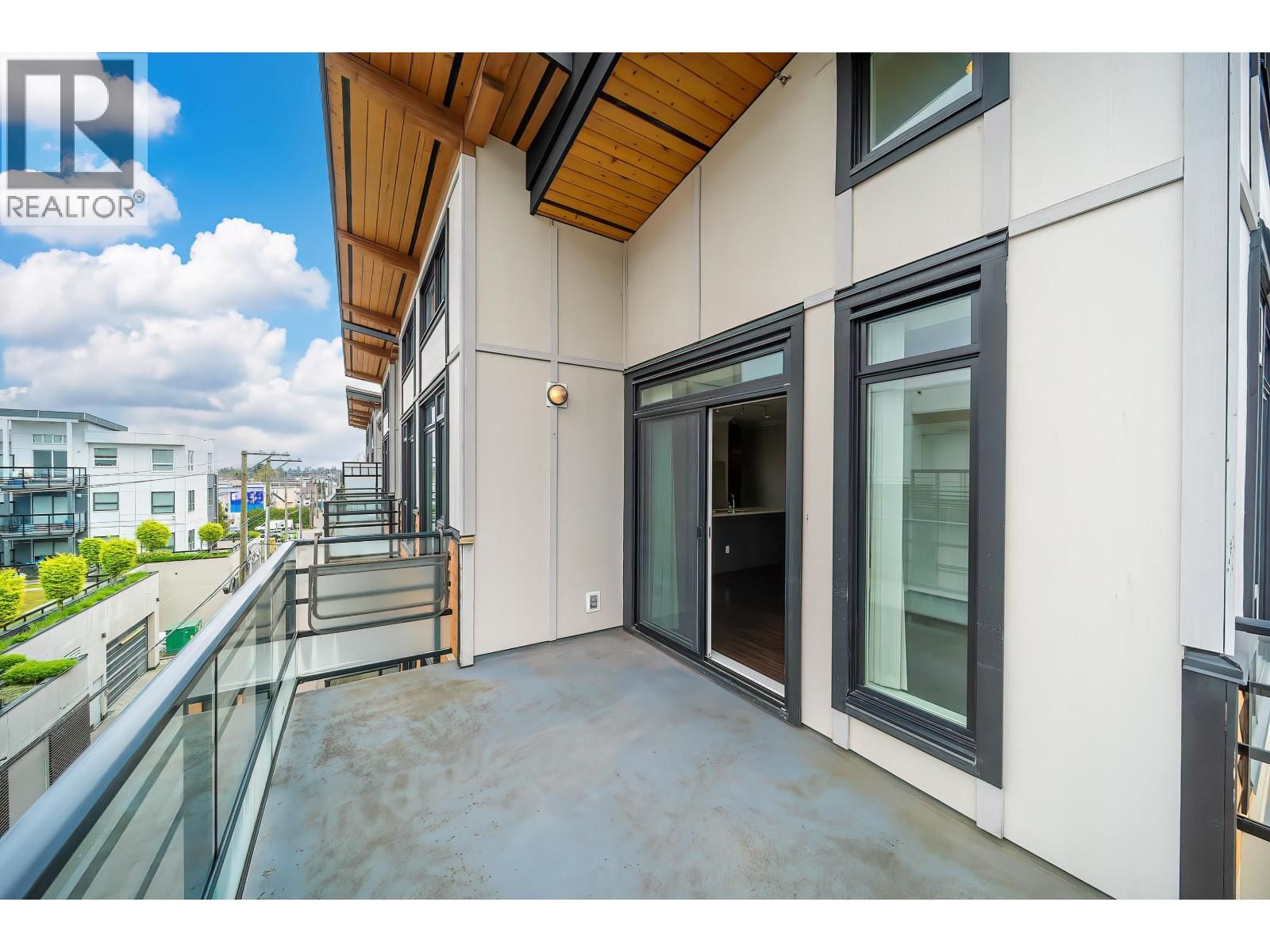 403 - 6888 ROYAL OAK AVENUE Image 20