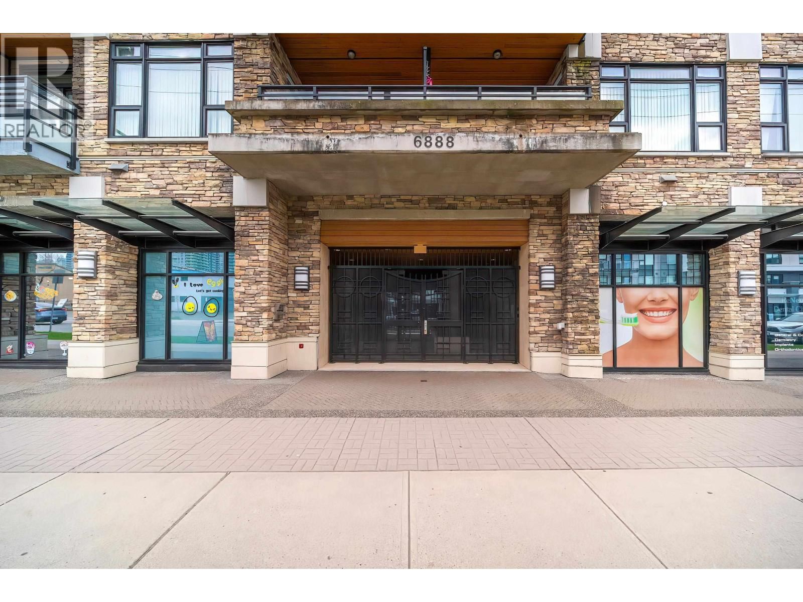 403 - 6888 ROYAL OAK AVENUE Image 24