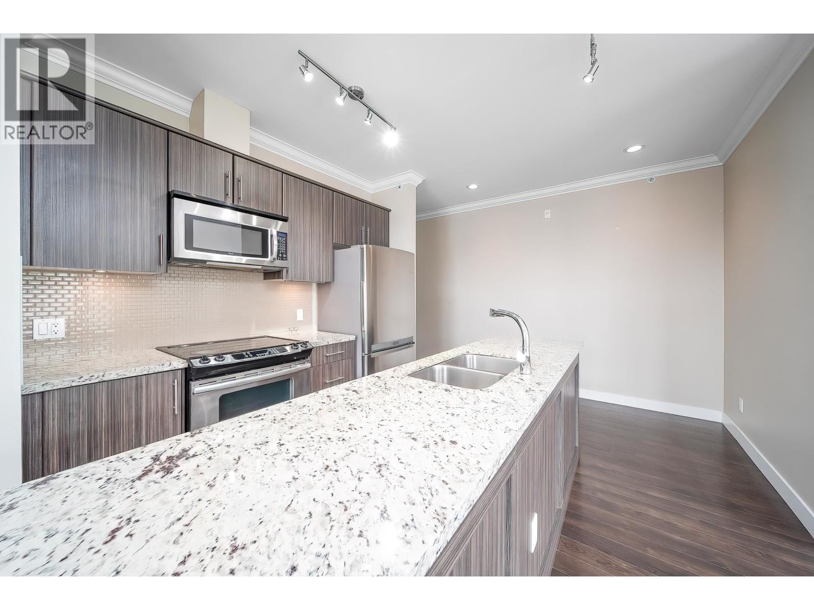 403 - 6888 ROYAL OAK AVENUE Image 7