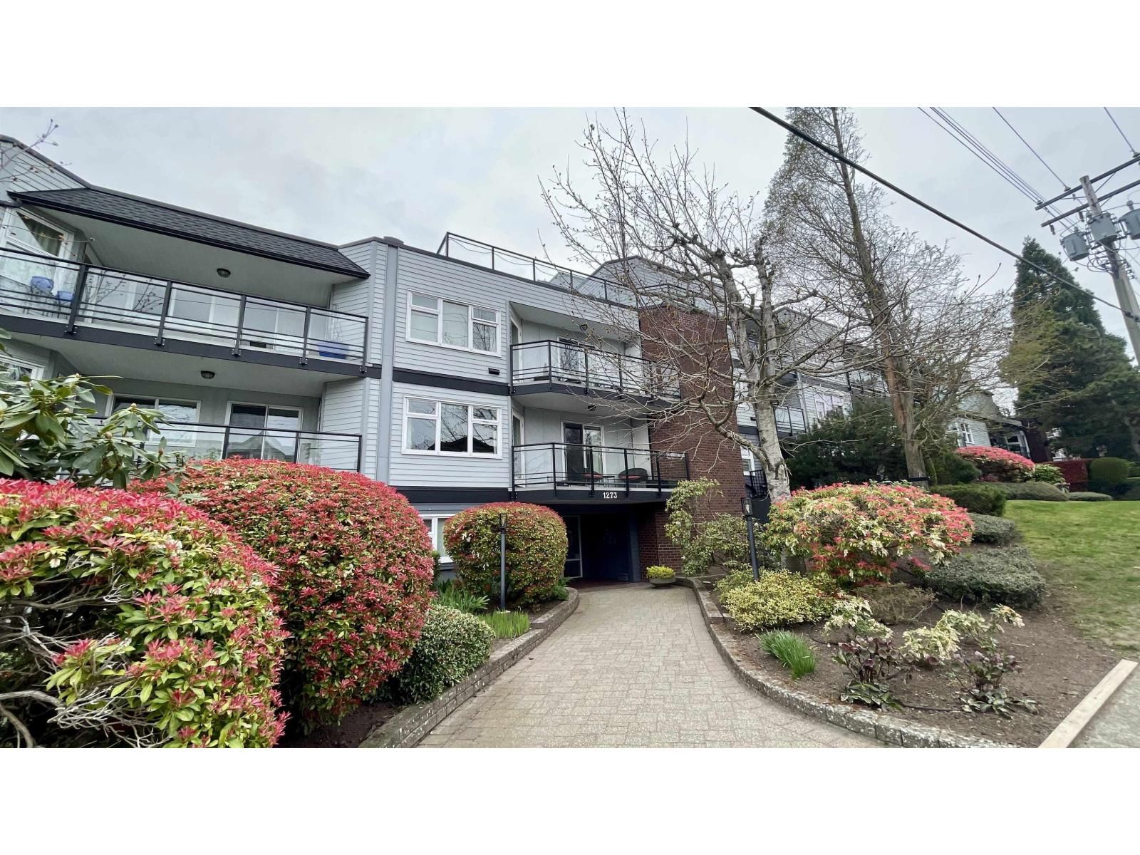 1273 MERKLIN Street, White Rock, British Columbia V4B 4B8