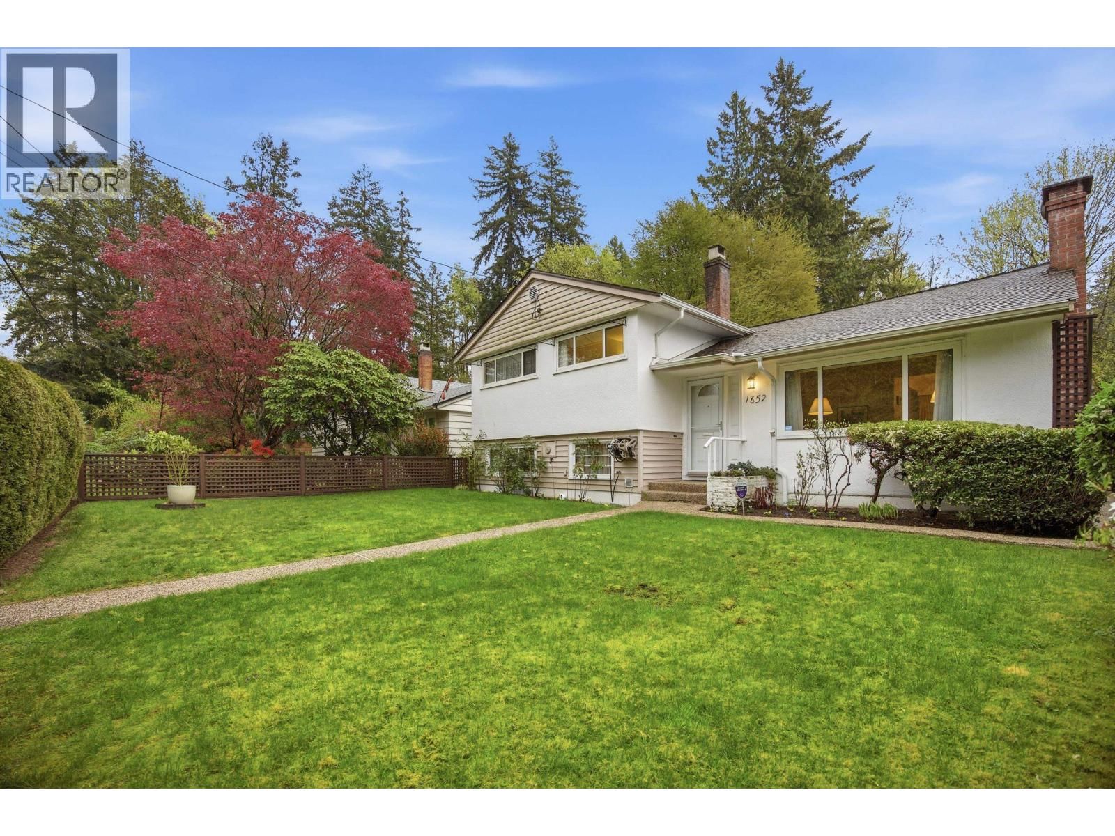 1852 LARSON ROAD Image 1