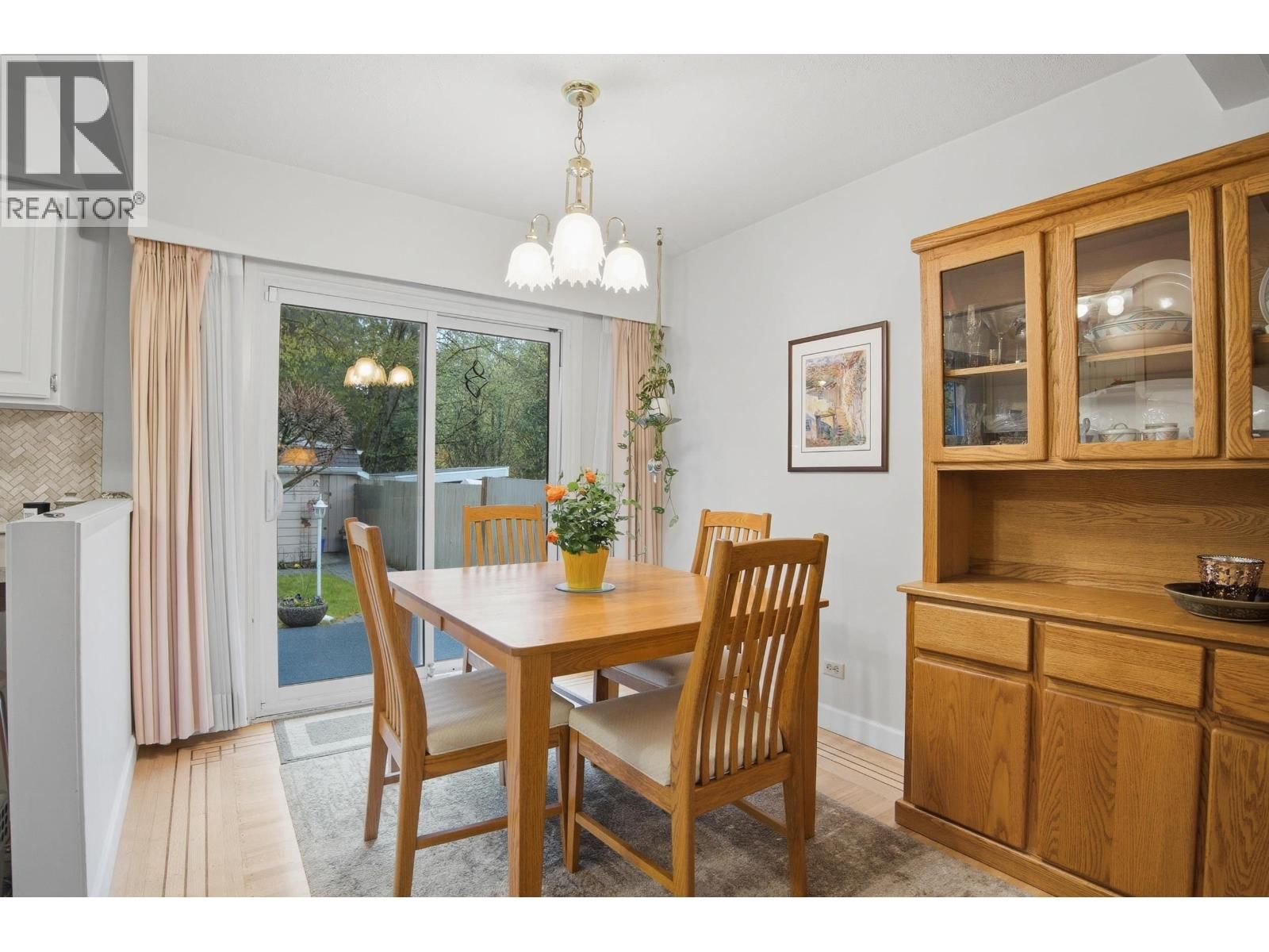 1852 LARSON ROAD Image 10