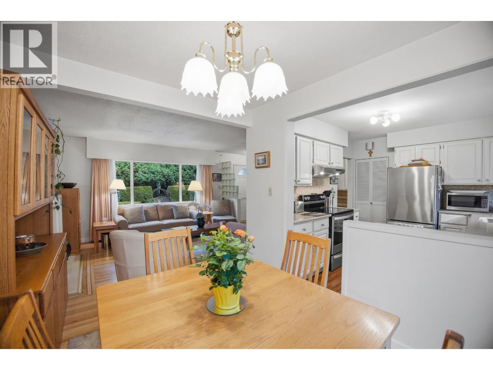 1852 LARSON ROAD Image 11