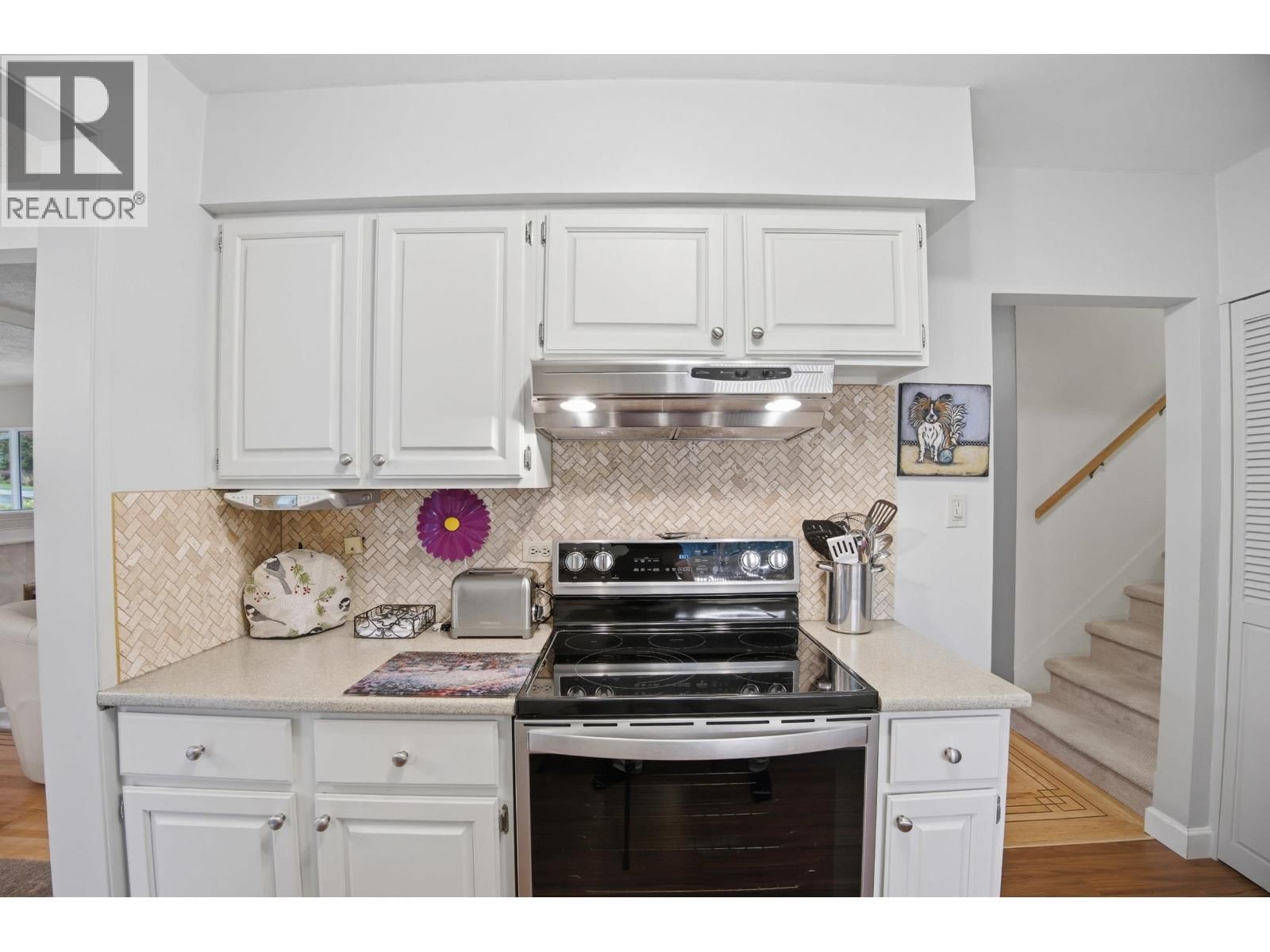 1852 LARSON ROAD Image 14