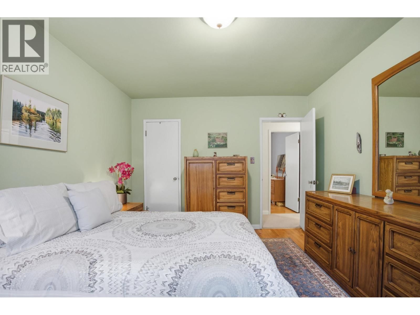 1852 LARSON ROAD Image 21