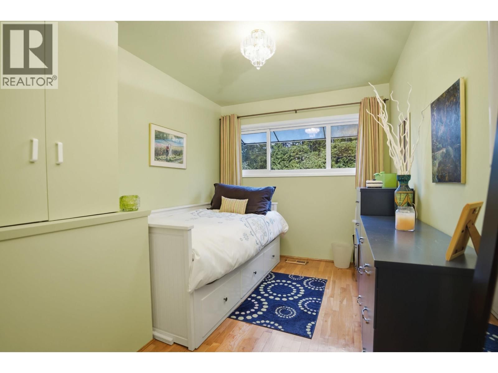 1852 LARSON ROAD Image 23