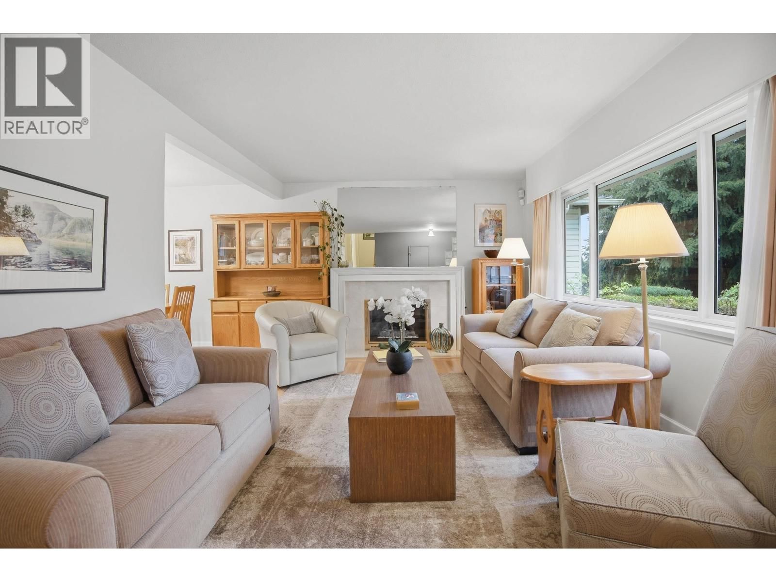 1852 LARSON ROAD Image 7