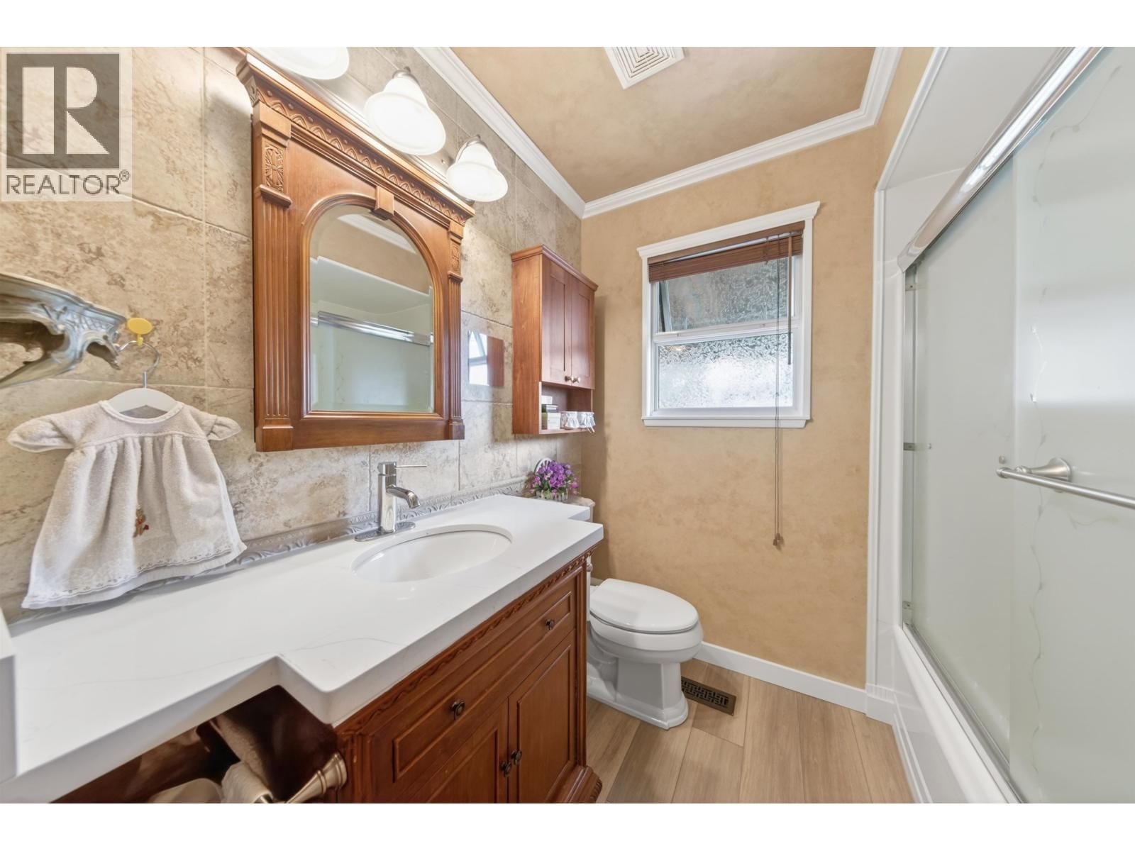 4713 46 AVENUE Image 11