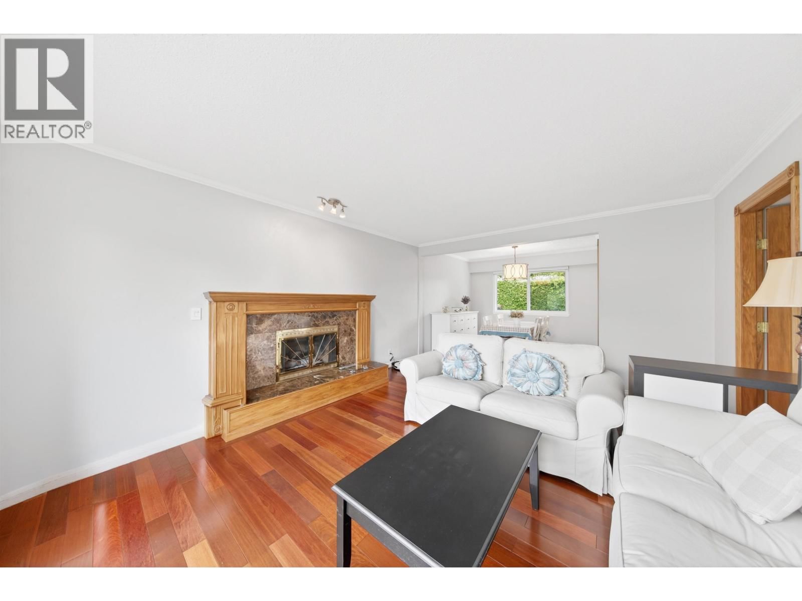 4713 46 AVENUE Image 13