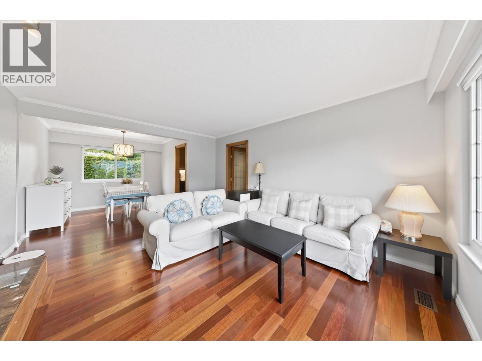 4713 46 AVENUE Image 14