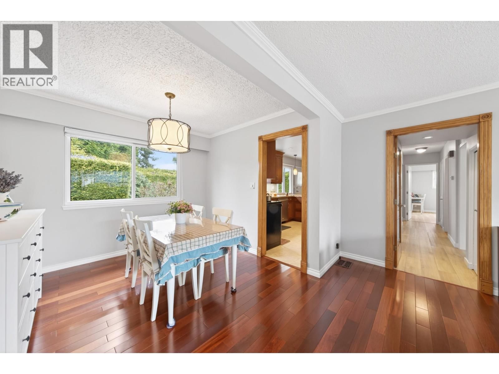 4713 46 AVENUE Image 18