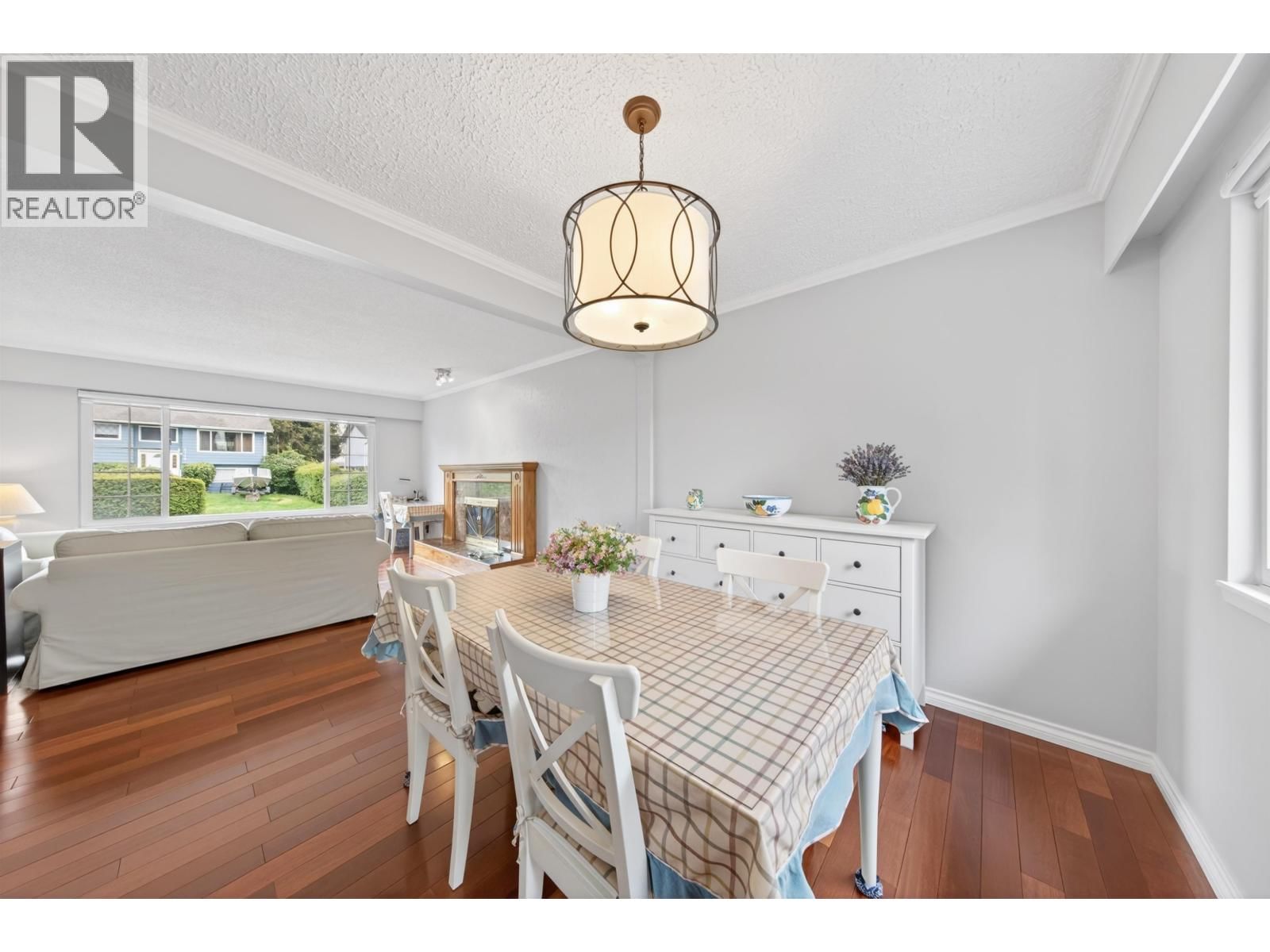 4713 46 AVENUE Image 20