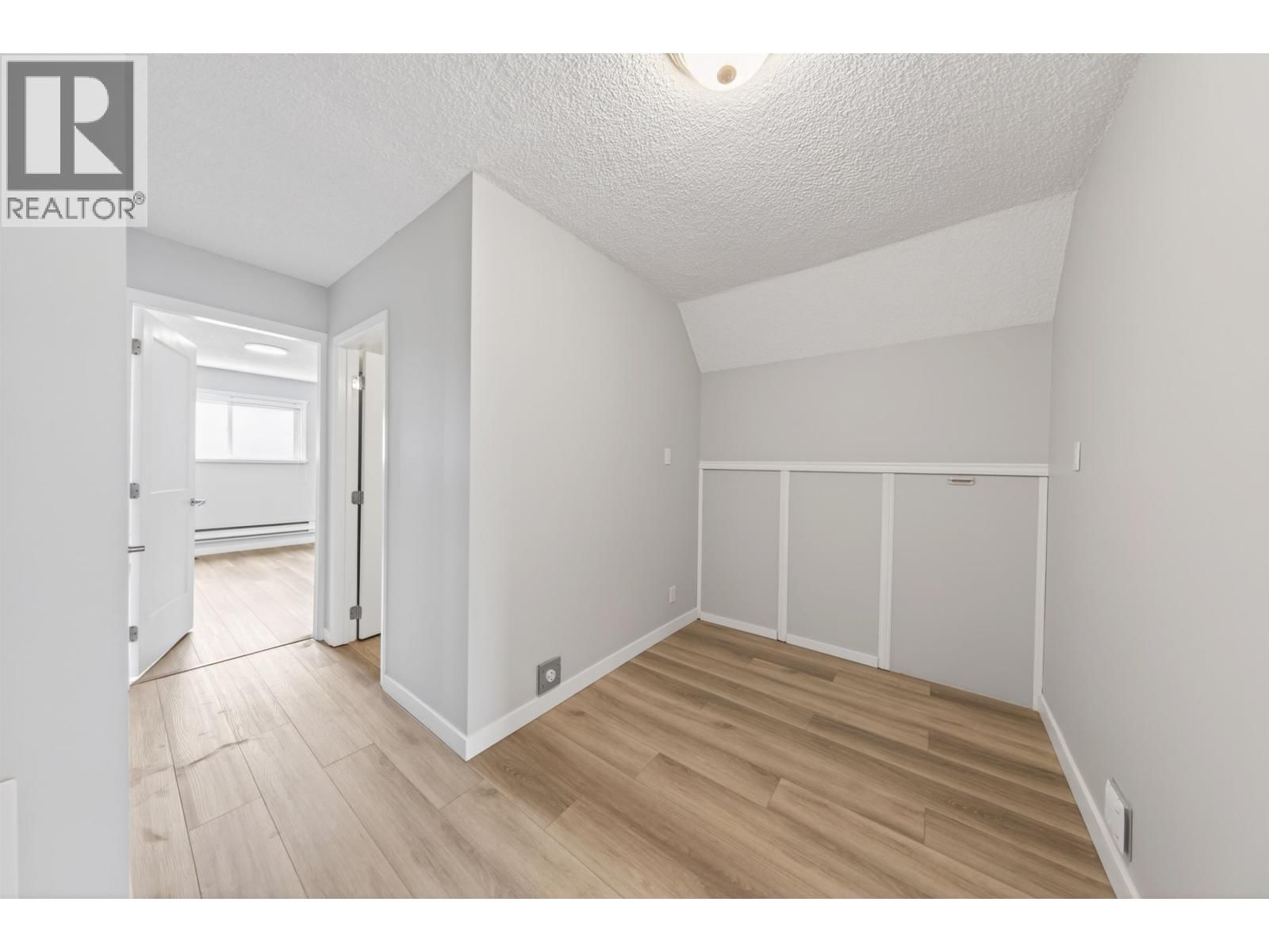 4713 46 AVENUE Image 25