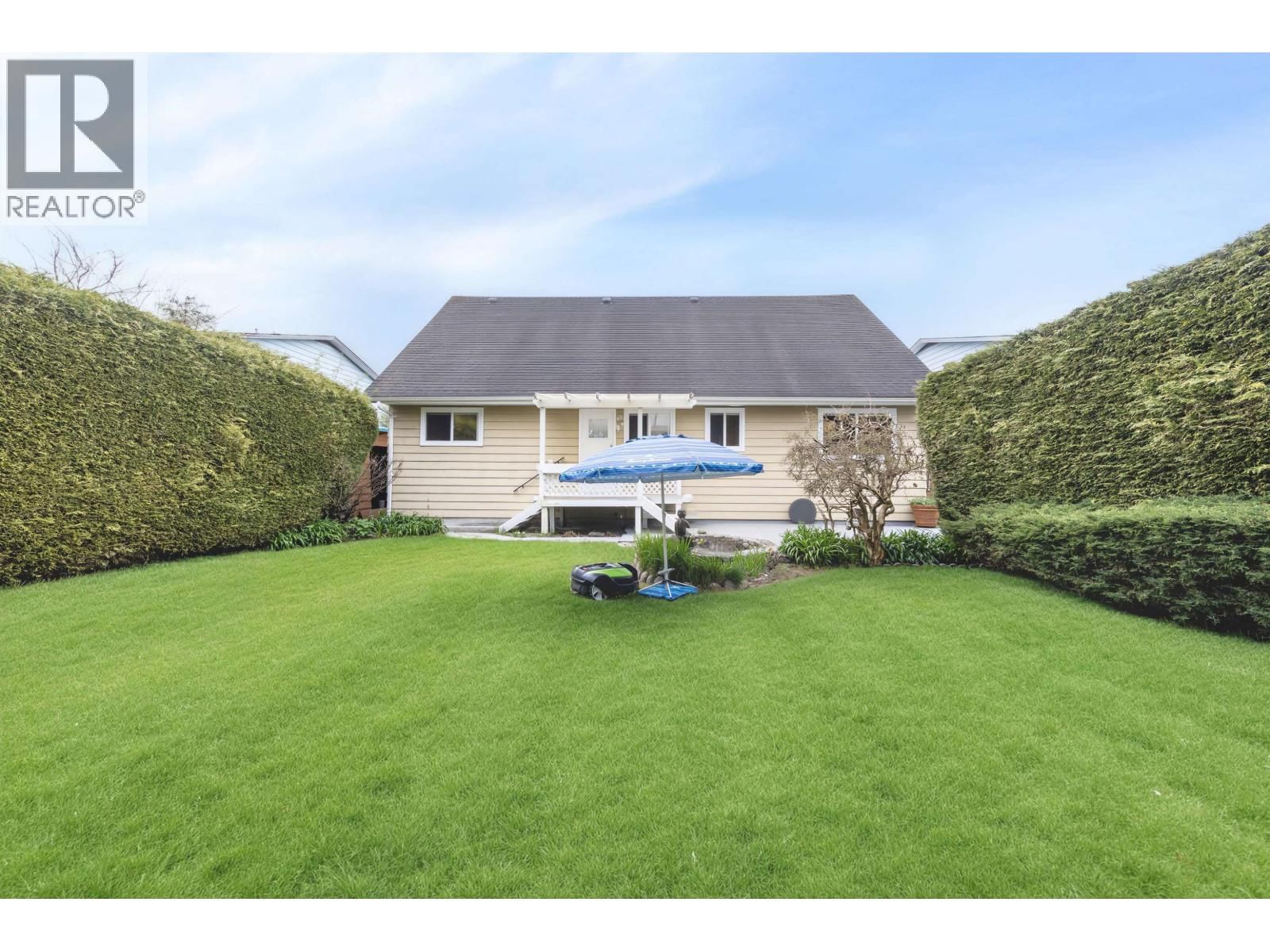 4713 46 AVENUE Image 33